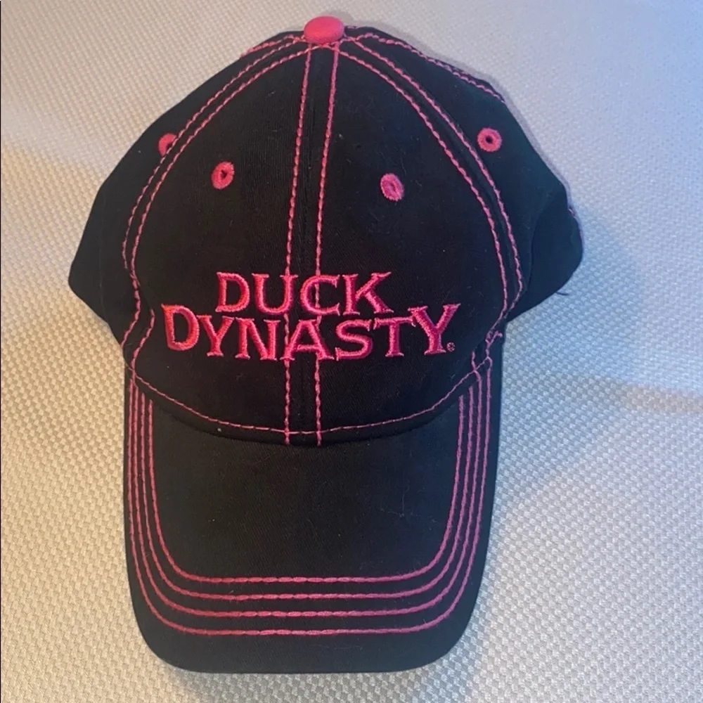 Duck‎ Dynasty Black and Pink Baseball Hat
